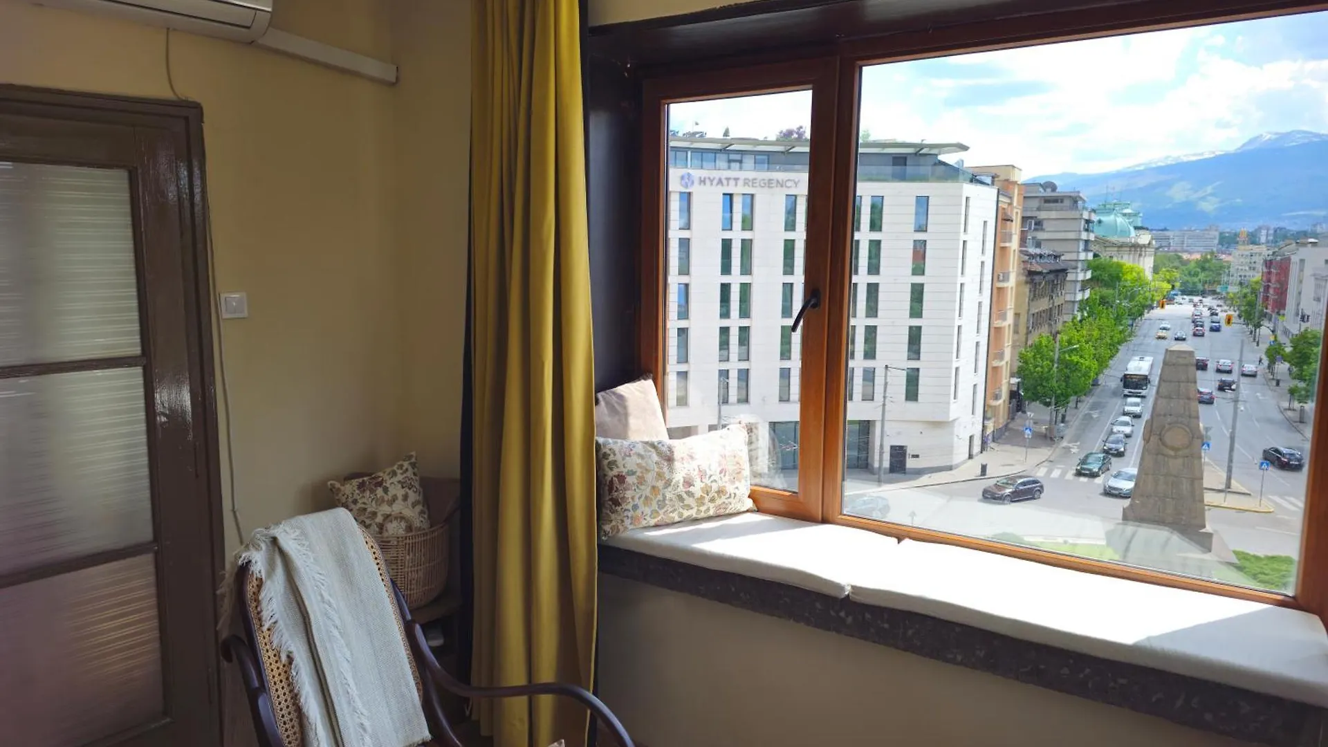 S Irma Apartment - Amazing View Of The Golden Domes Sofia Bulgaria