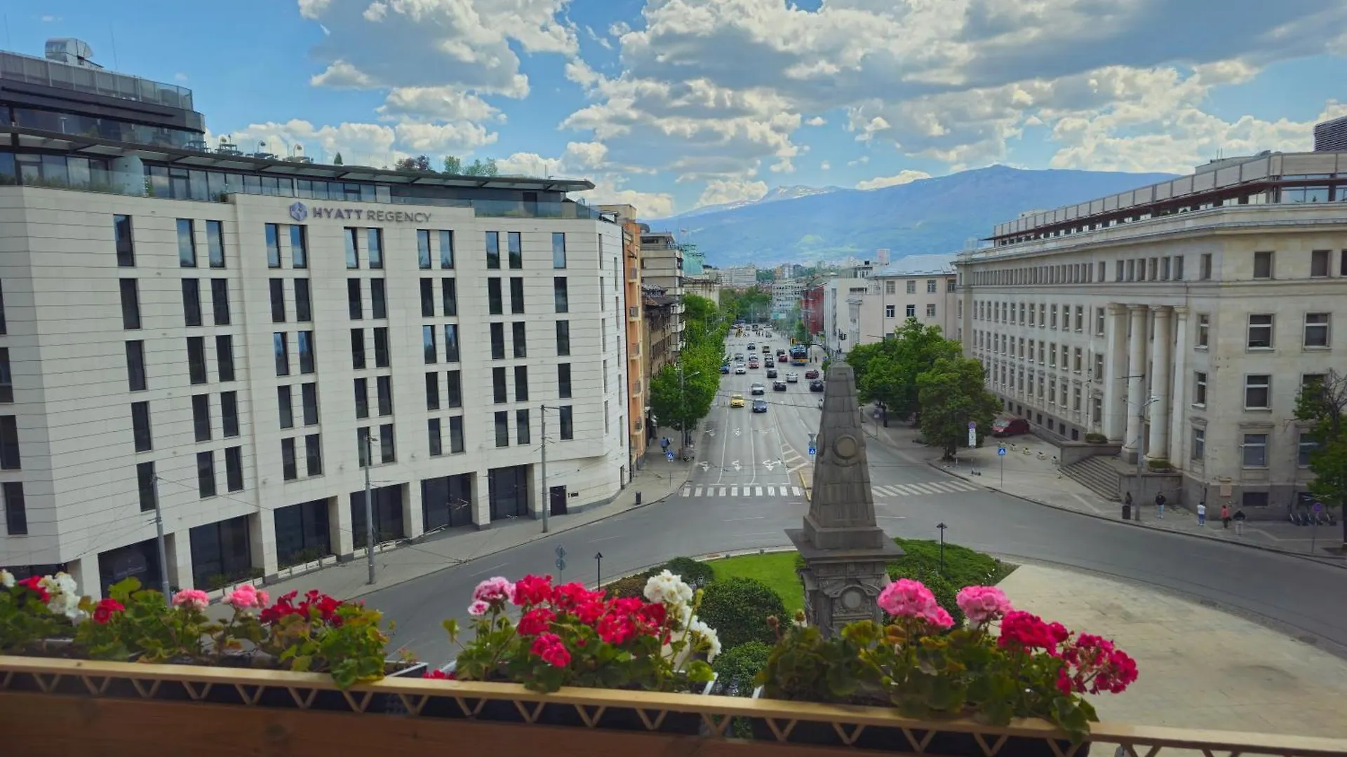 S Irma Apartment - Amazing View Of The Golden Domes Sofia Bulgaria