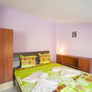 3* Pensiune Peter Pan House