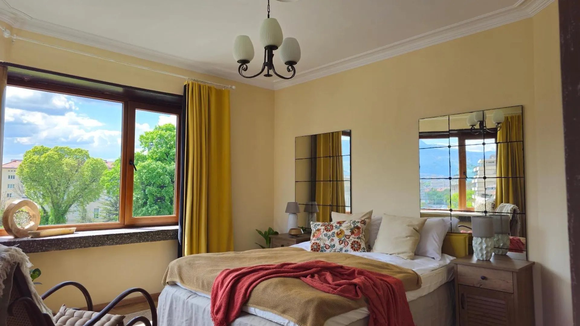 S Irma Apartment - Amazing View Of The Golden Domes Sofia